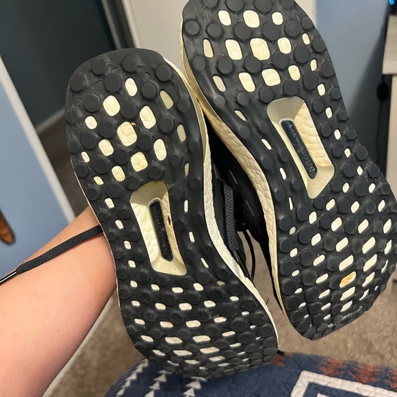 Adidas Boost - Picture 3 of 4